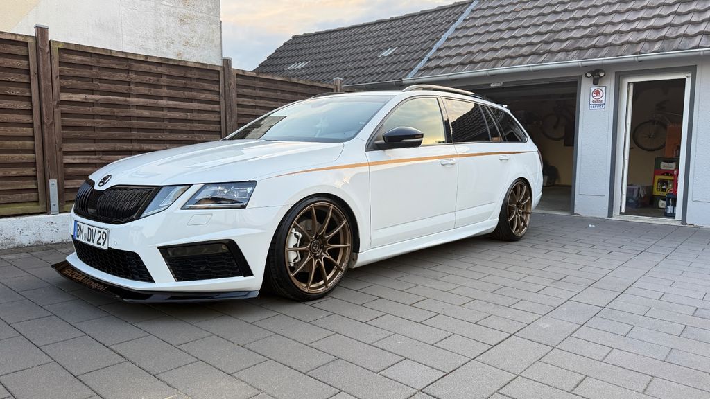 Skoda Octavia 185.000 km 17.300 &euro; Bergheim 50127