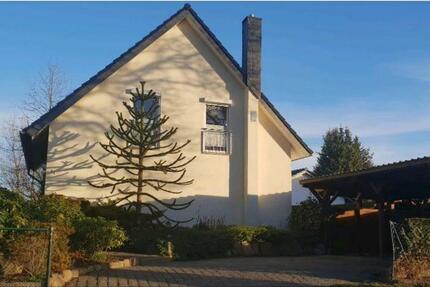 Freistehendes Einfamilienhaus 4 Zimmer, großes Grundstück, Kamin 4 zimmer