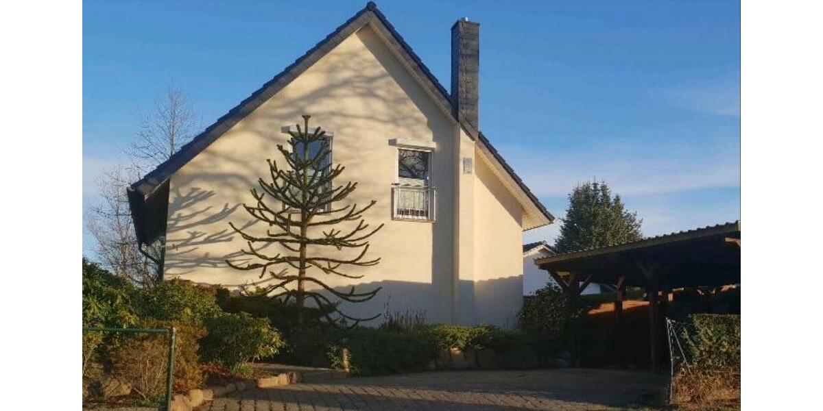 Freistehendes Einfamilienhaus 4 Zimmer, großes Grundstück, Kamin 4 zimmer