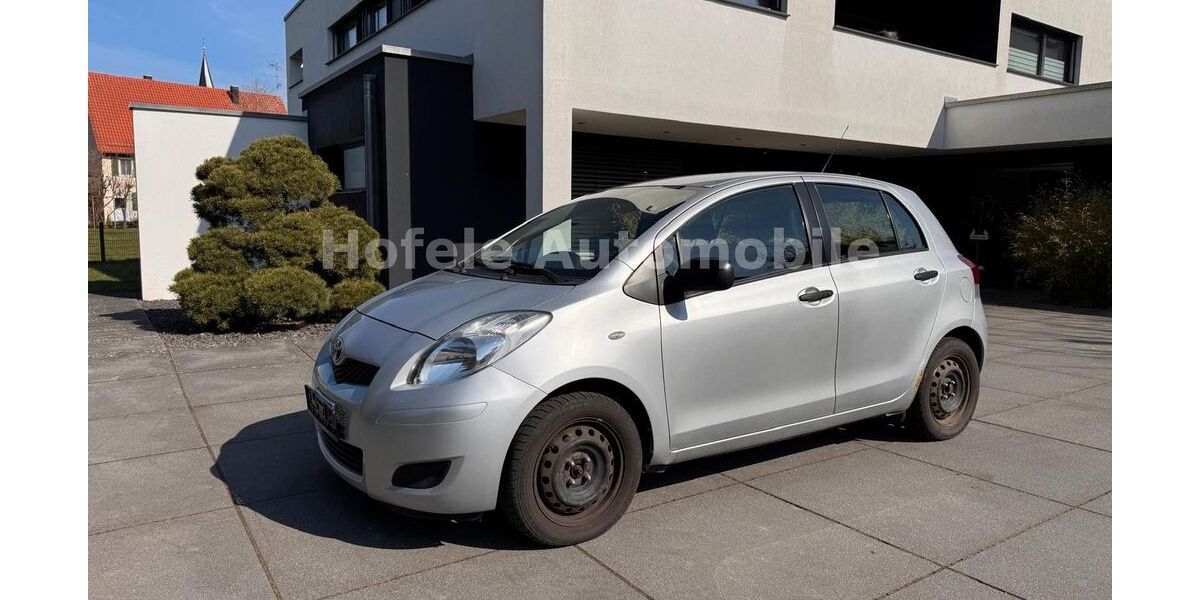Toyota Yaris 165.486 km 2.950 &euro; Heiningen 73092