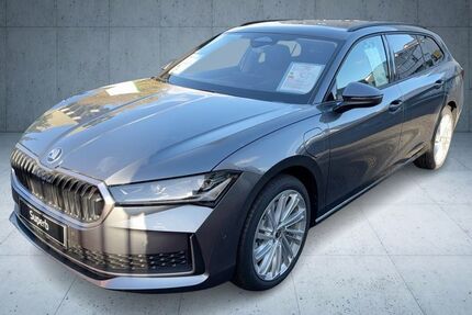 Skoda Superb 3.500 km 54.480 &euro; Frankfurt am Main 60528