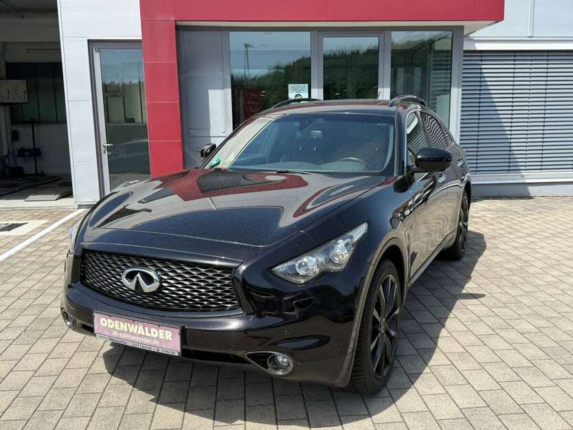 INFINITI QX70 83.692 km 24.980 € Bad Rappenau 74906