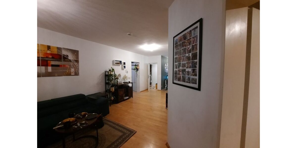 Provisionsfrei* Attraktive 2,5-Zimmer Wohnung mit Balkon und Garage in Taufkirchen - Etagenwohnung Taufkirchen | Angebot:26227931