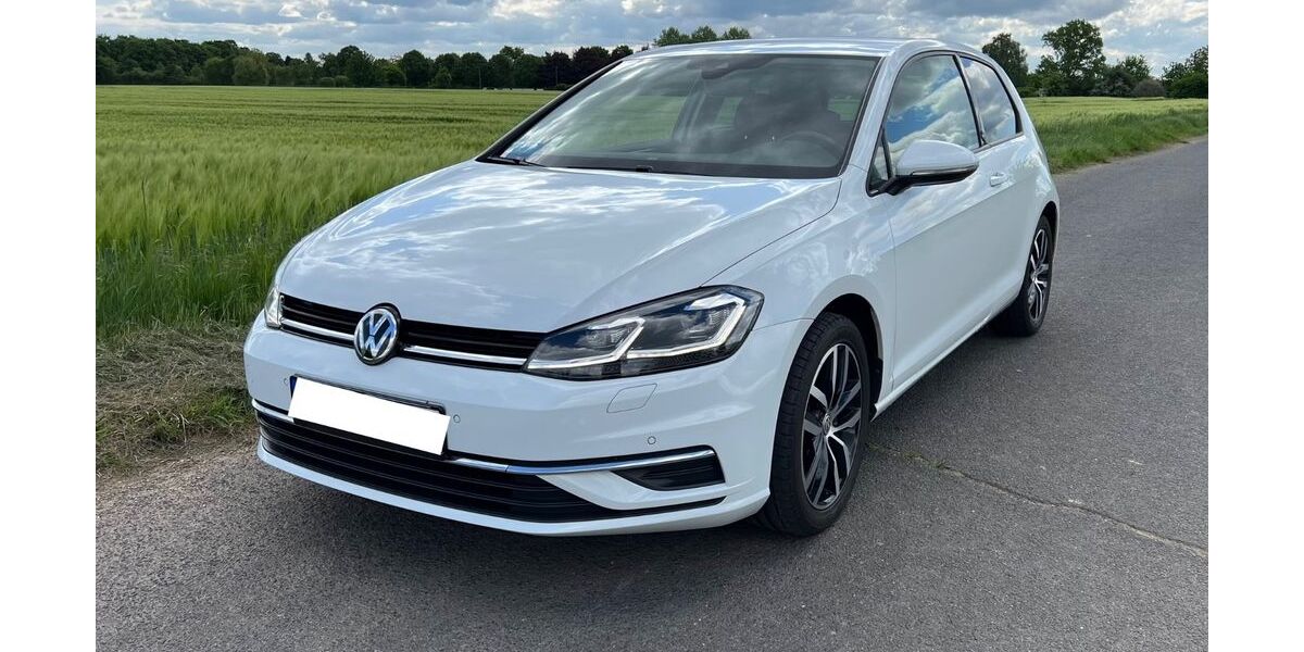 VW Golf 139.000 km 10.699 &euro; Niederkassel 53859