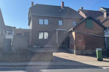 Haus Giesen - 5 Zimmer, 145 m&sup2;, 200.000&euro; | Angebot:26416080