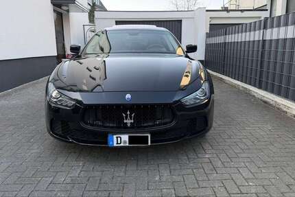 Maserati Ghibli 155.782 km 22.500 &euro; Düsseldorf 40223