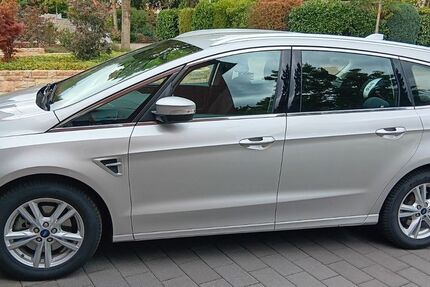 Ford S-Max 105.000 km 17.999 &euro; Ibbenbüren 49477