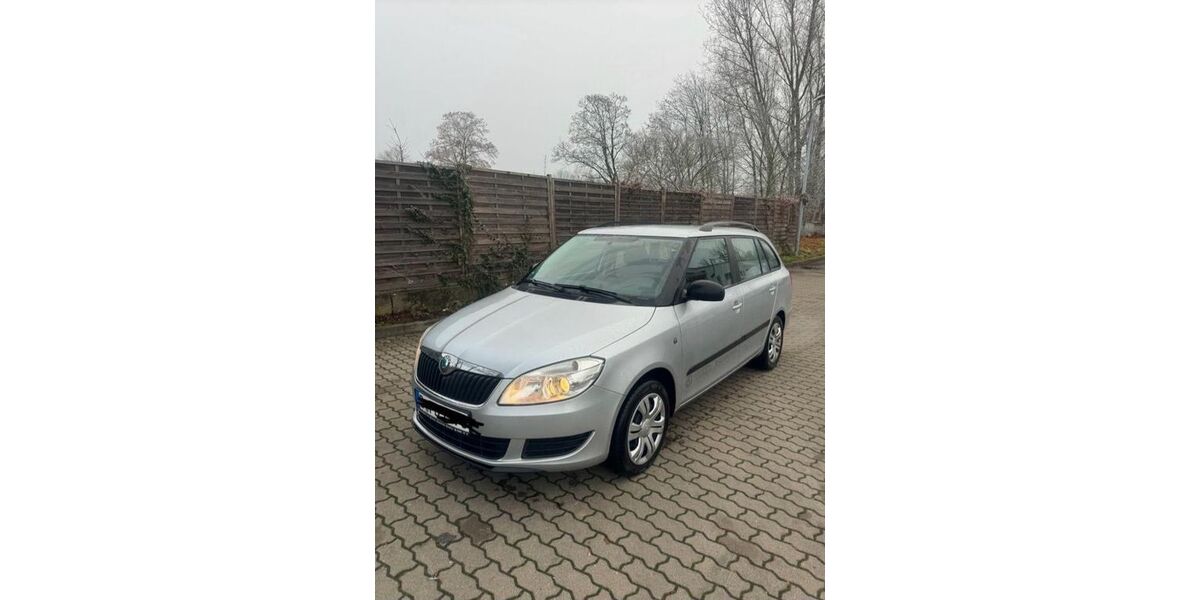 Skoda Fabia 250.000 km 2.600 &euro; Schönefeld 12529
