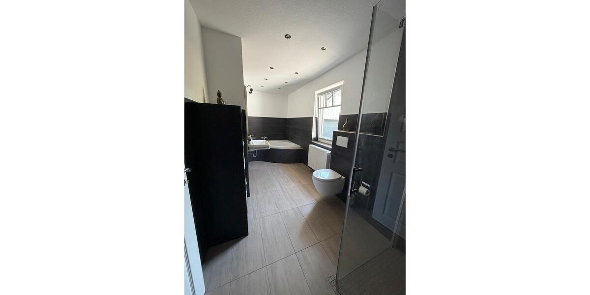 Einfamilienhaus Jübek - 5 Zimmer, 190 m&sup2;, 395.000&euro; | Angebot:26942640