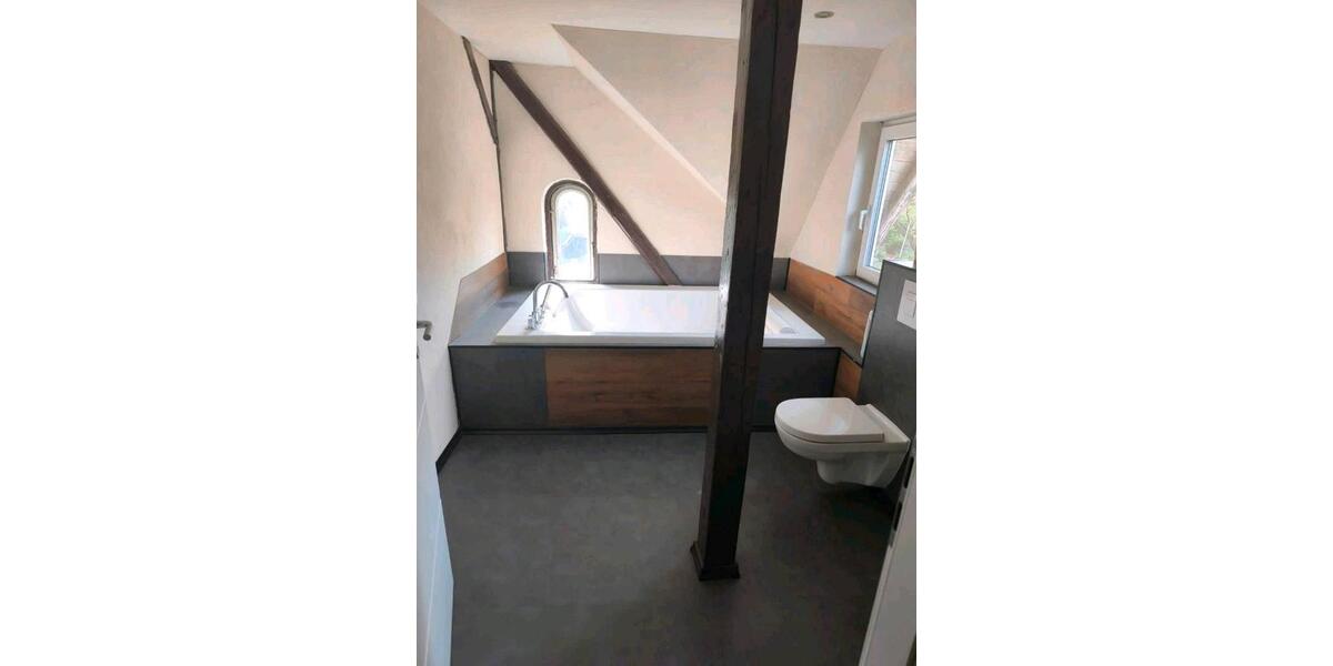 Einfamilienhaus Husum - 7 Zimmer, 173 m&sup2;, 145.000&euro; | Angebot:26850841