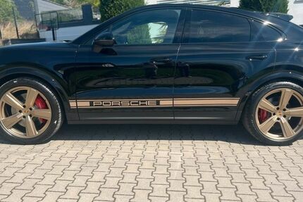 Porsche Cayenne 1.900 km 123.000 &euro; Mainz KAstel 55252