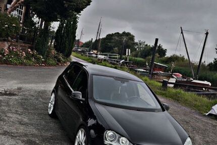 VW Golf 145.000 km 8.800 &euro; Wischhafen 21737