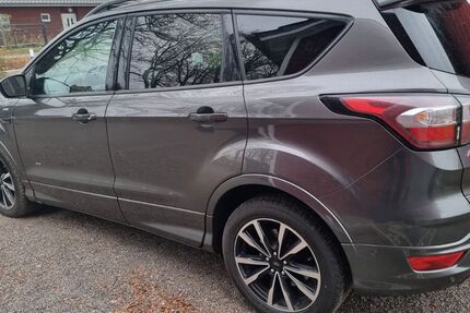 Ford Kuga 259.000 km 9.700 &euro; Lubmin 17509