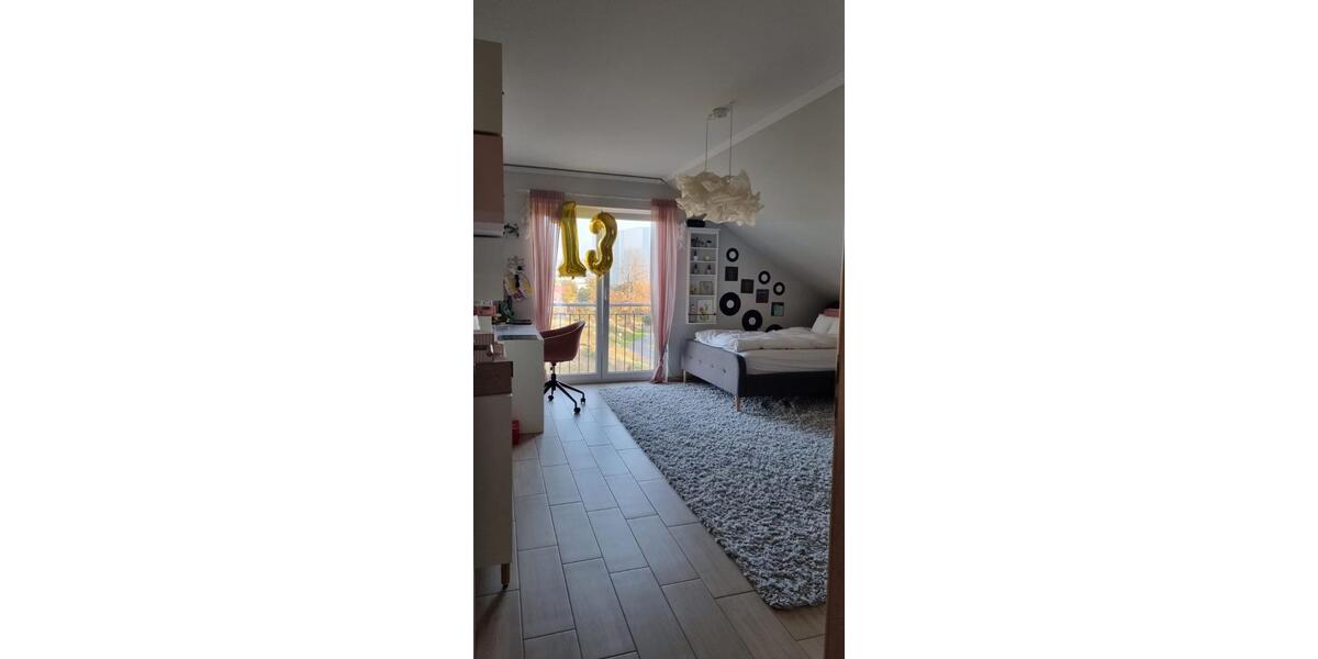Dachgeschoßwohnung Wismar Altstadt - 5 Zimmer, 144 m&sup2;, 1.550&euro; | Angebot:26284702