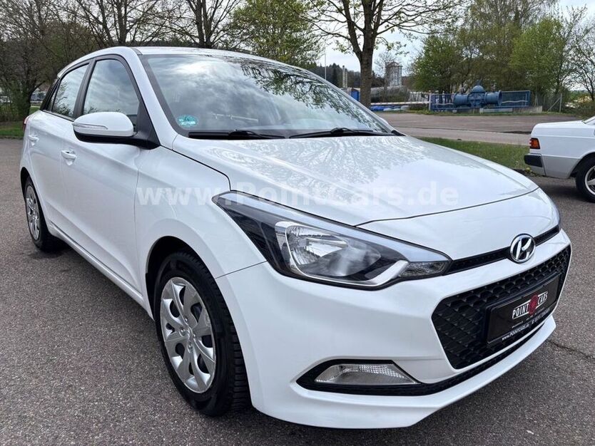 i20