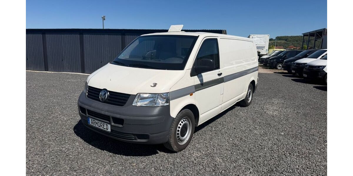 VW T5 Transporter 300.000 km 7.999 &euro; Grosswallstadt 63868