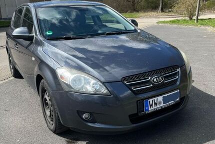 Kia ceed / Ceed 284.600 km 1.190 &euro; Ötzingen 56244