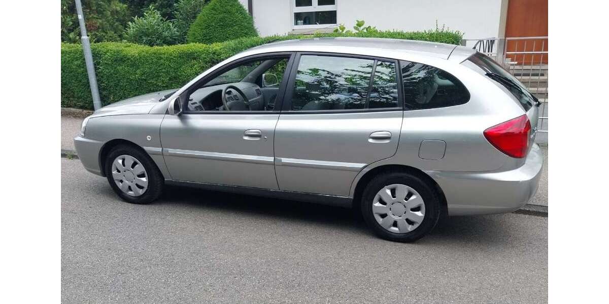 Kia Rio 70.000 km 2.500 &euro; Allensbach 78476