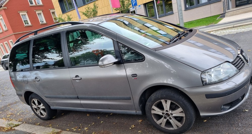 Seat Alhambra 178.000 km 6.300 &euro; Hof 95015