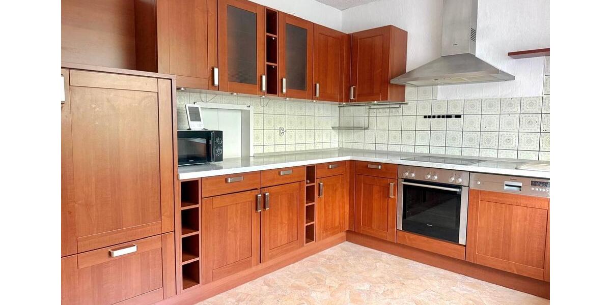 Einfamilienhaus Eschwege - 7 Zimmer, 228 m&sup2;, 245.000&euro; | Angebot:27111660