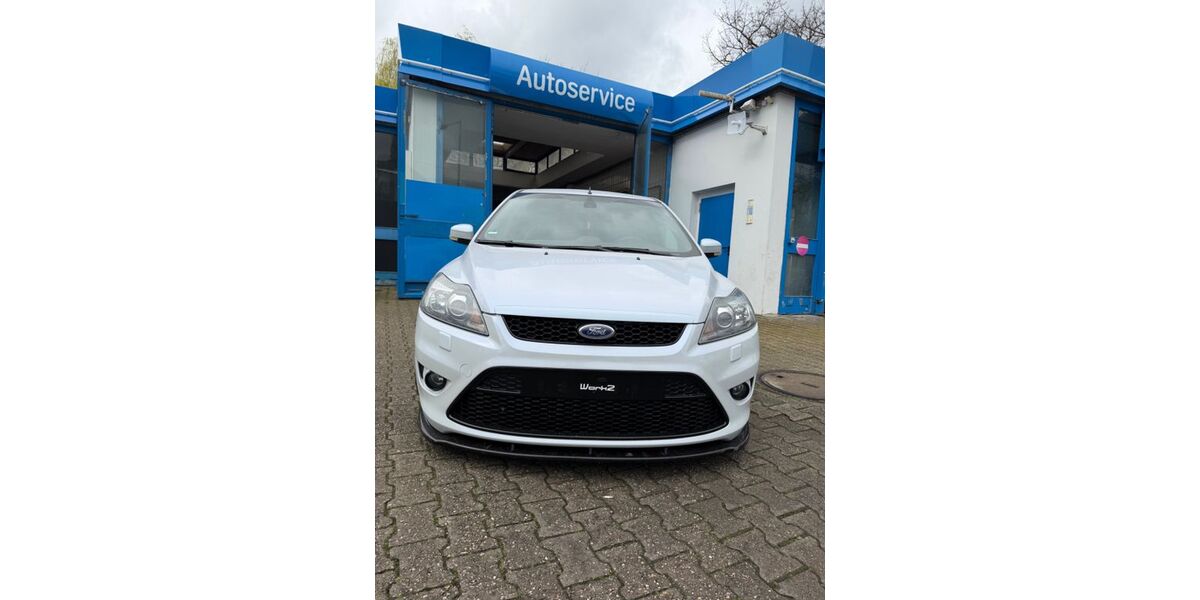 Ford Focus 89.800 km 14.500 &euro; Lünen 44536