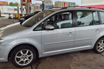 VW Touran 170.000 km 4.900 &euro; Goettingen 37081
