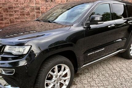 Jeep Grand Cherokee 156.000 km 17.100 &euro; Hamburg 22397