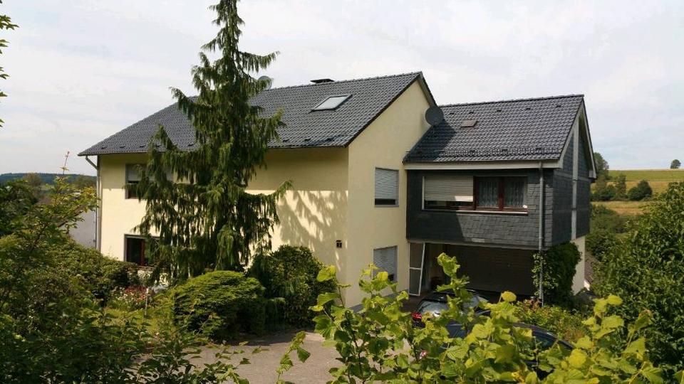 Erdgeschoßwohnung Wiehl - 4 Zimmer, 116 m&sup2;, 970&euro; | Angebot:26384278