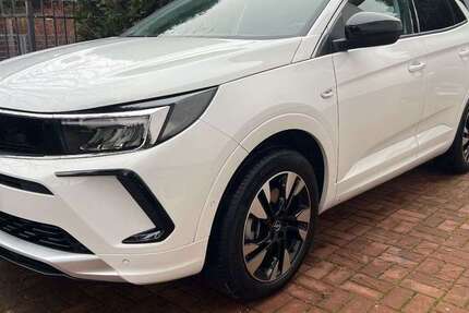 Opel Grandland X 15.800 km 24.900 &euro; Falkensee 14612