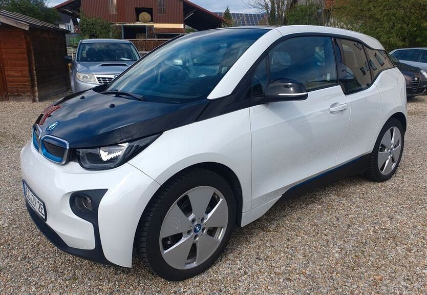 i3