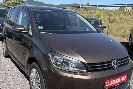 VW Touran 303.110 km 4.755 &euro; Kruft 56642