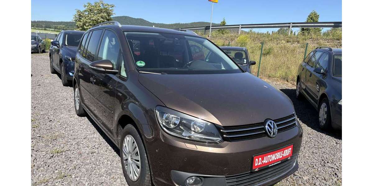VW Touran 303.110 km 4.755 &euro; Kruft 56642