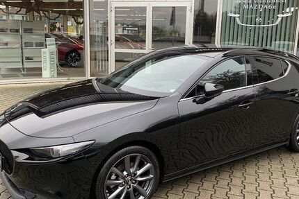 Mazda 3 38.582 km 18.740 &euro; Schmölln 04626