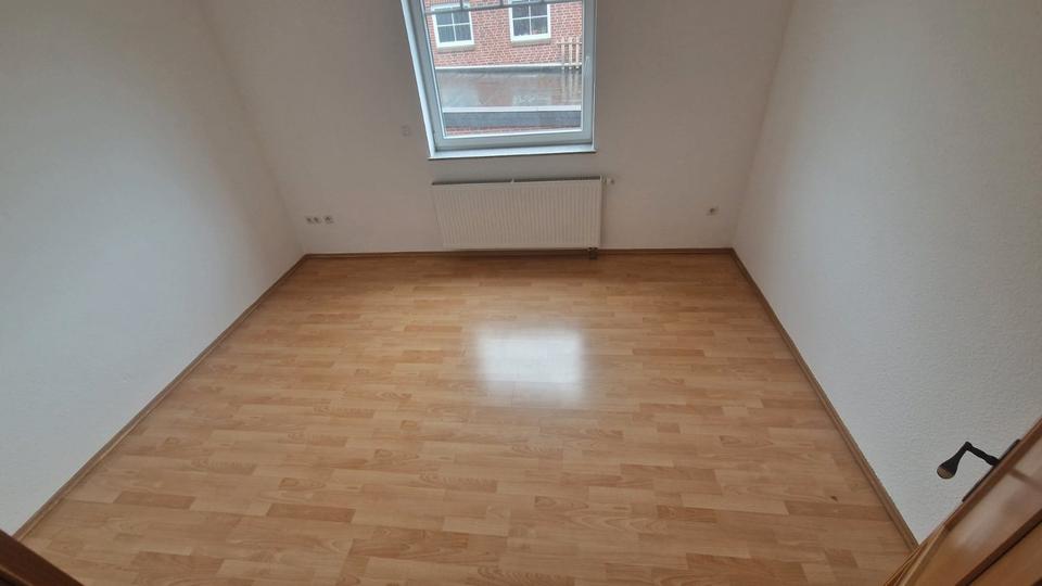 Etagenwohnung Celle Altencelle - 5 Zimmer, 146 m&sup2;, 1.200&euro; | Angebot:26411283