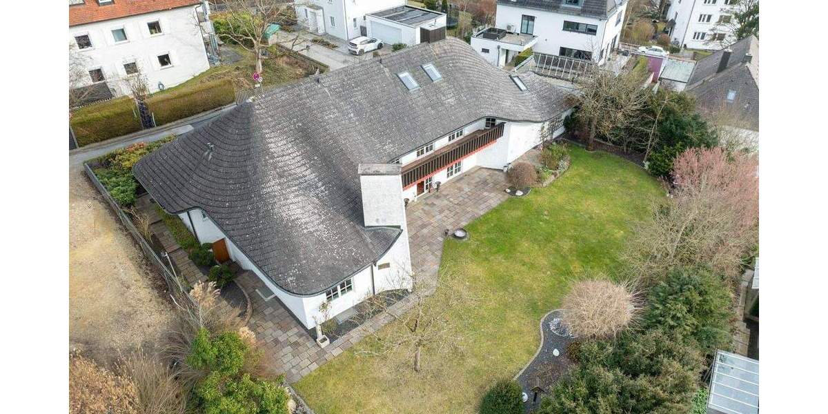 Einfamilienhaus Freising Am Vogelherd - 9 Zimmer, 358 m&sup2;, 2.390.000&euro; | Angebot:25908899