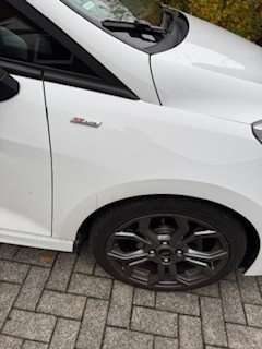 Ford Fiesta 98.500 km 14.499 &euro; Flensburg 24943