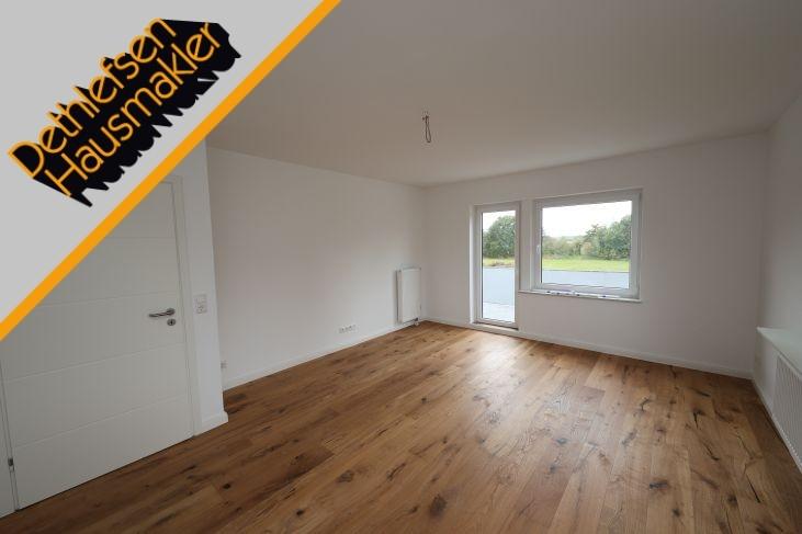 Kernsanierte 2 Zi.-Whg. mit Balk. im ruh. 4-Part.-Haus in herrl. Sackgassenendlage mit Wiesenblick in Heide 2 zimmer