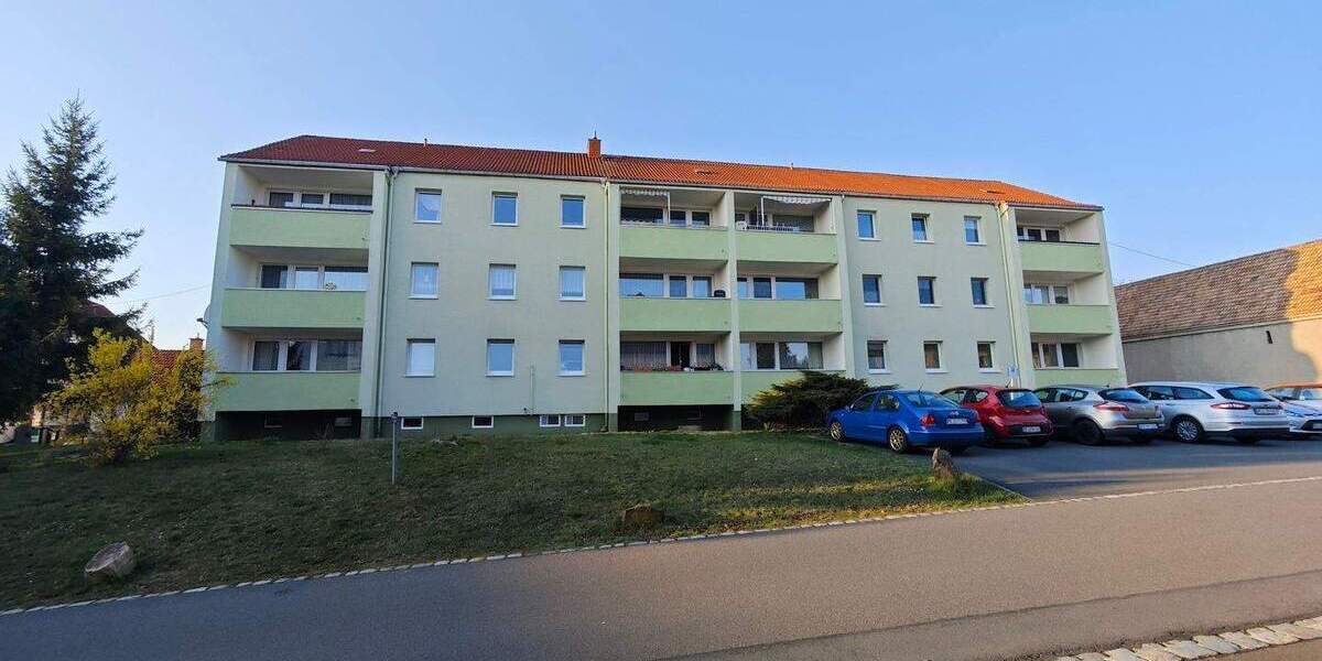 Etagenwohnung Nossen Rhäsa - 4 Zimmer, 73 m&sup2;, 50.000&euro; | Angebot:25837066