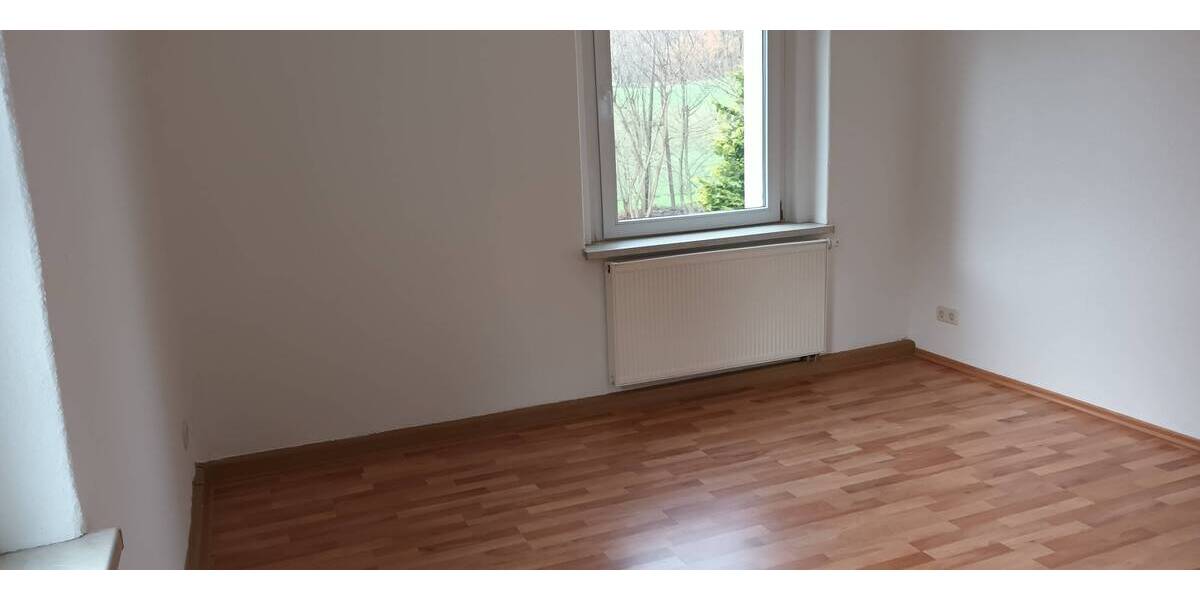 Etagenwohnung Leisnig Polkenberg - 3 Zimmer, 63 m&sup2;, 320&euro; | Angebot:25740386