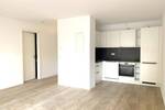 FÜ: Erstbezug! Attraktiv & repräsentativ, 2-Zi-Whg (2.OG) mit EBK, Balkon, Aufzug + TG-Stellplatz