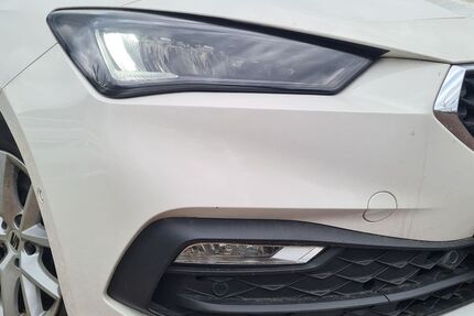 Seat Leon 146.500 km 14.400 &euro; Berlin 13127