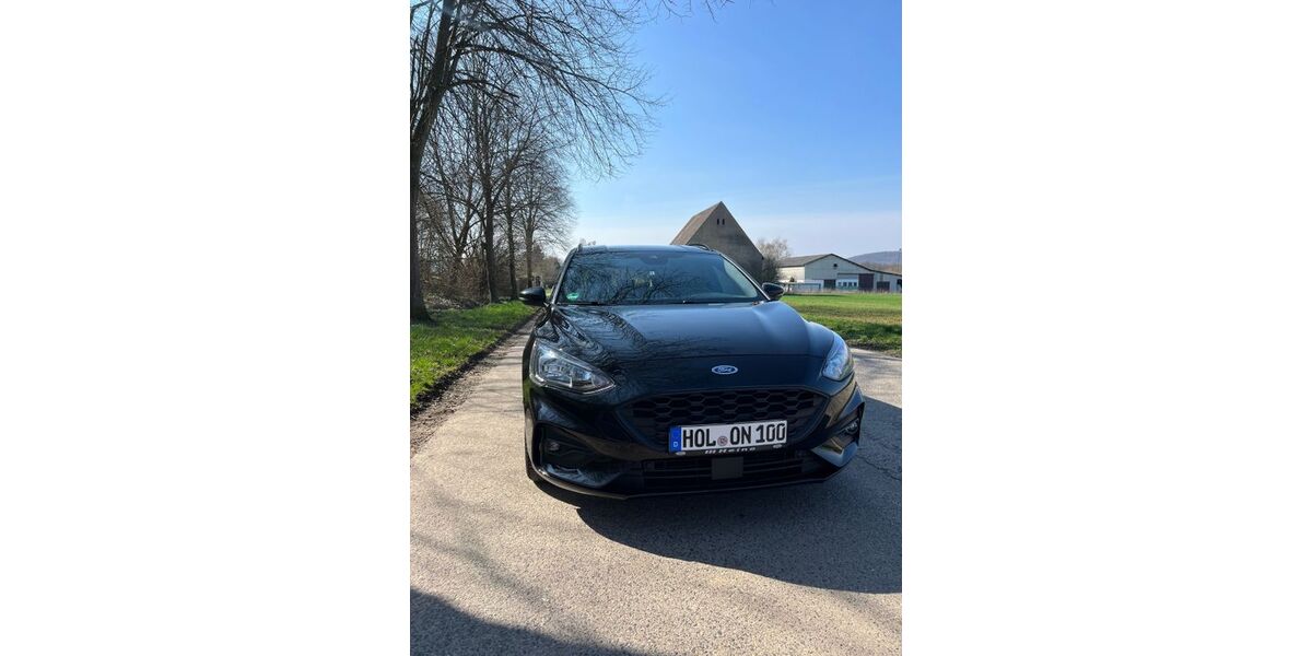 Ford Focus 120.000 km 16.600 &euro; Deensen 37627