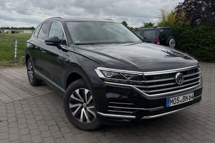 VW Touareg 70.000 km 41.000 &euro; Walldürn-Gerolzahn 74731
