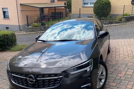 Opel Insignia 107.099 km 16.700 € Elz 65604