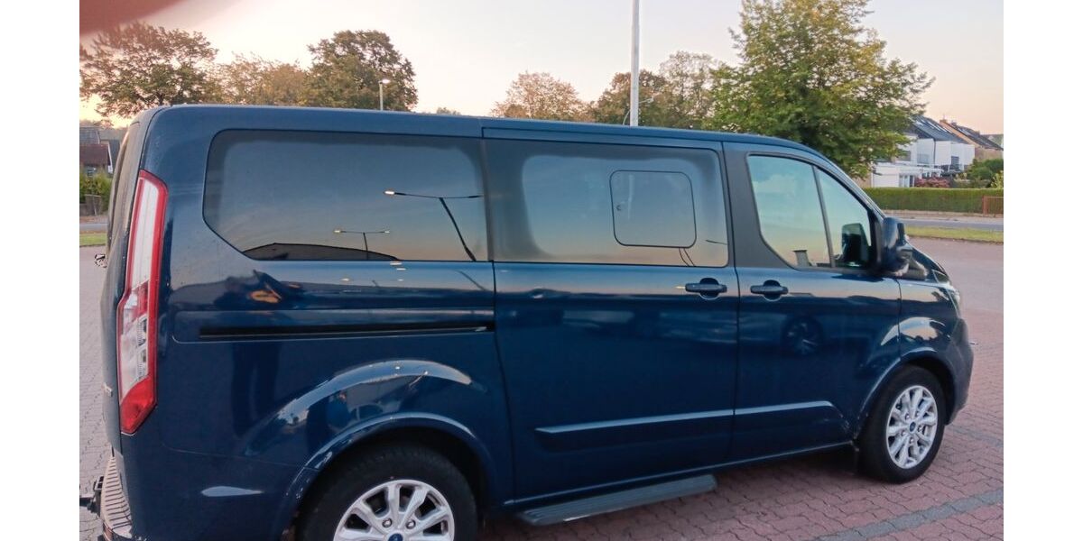 Ford Transit Custom 98.000 km 25.900 &euro; Neumünster 24537