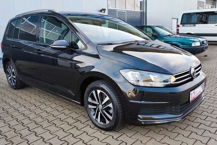 VW Touran 106.000 km 21.800 &euro; Fürth 90763