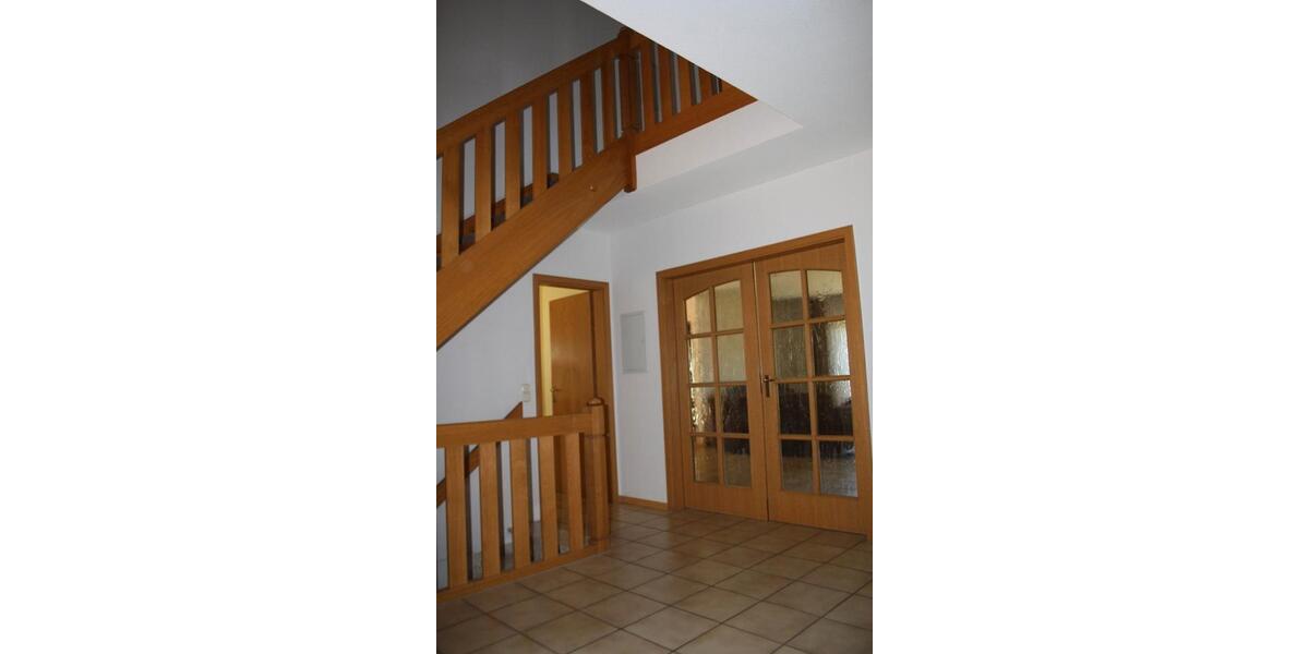 Einfamilienhaus Hachenburg - 6 Zimmer, 203 m&sup2;, 1.420&euro; | Angebot:26410432