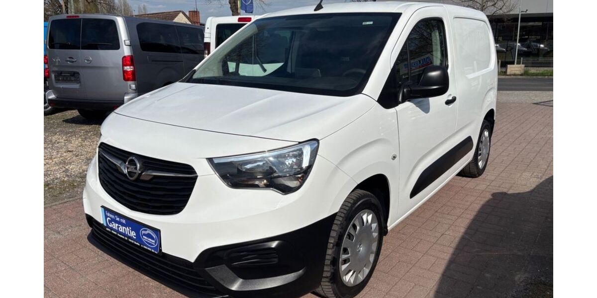 Opel Combo 110.985 km 12.700 &euro; Berlin 13127