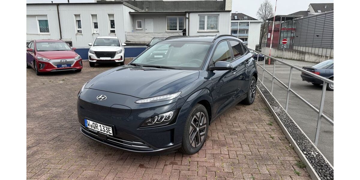 Hyundai KONA 8.800 km 28.990 &euro; Wuppertal 42117