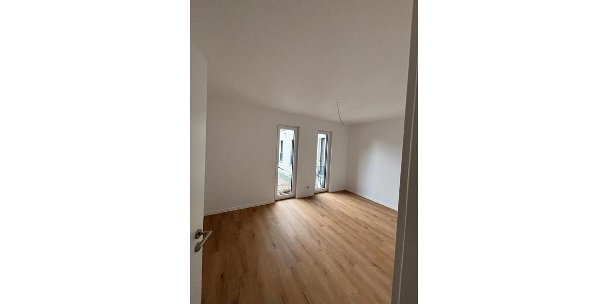 Erdgeschoßwohnung Euskirchen Dom-Esch - 3 Zimmer, 121 m&sup2;, 1.290&euro; | Angebot:26666132